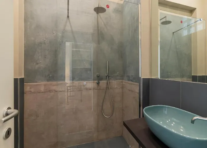 Vittorio Emanuele Cozy Flat * Rome